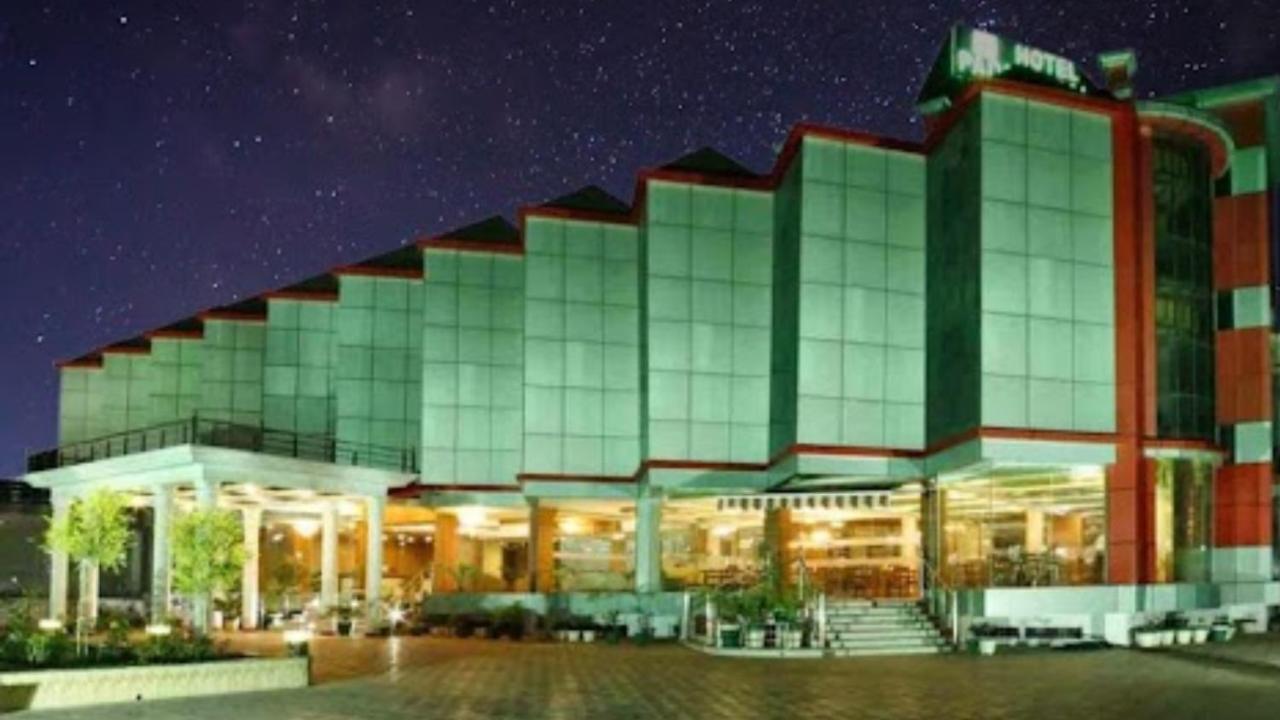 Rāni Pokhri Hotel Padmini Palace מראה חיצוני תמונה