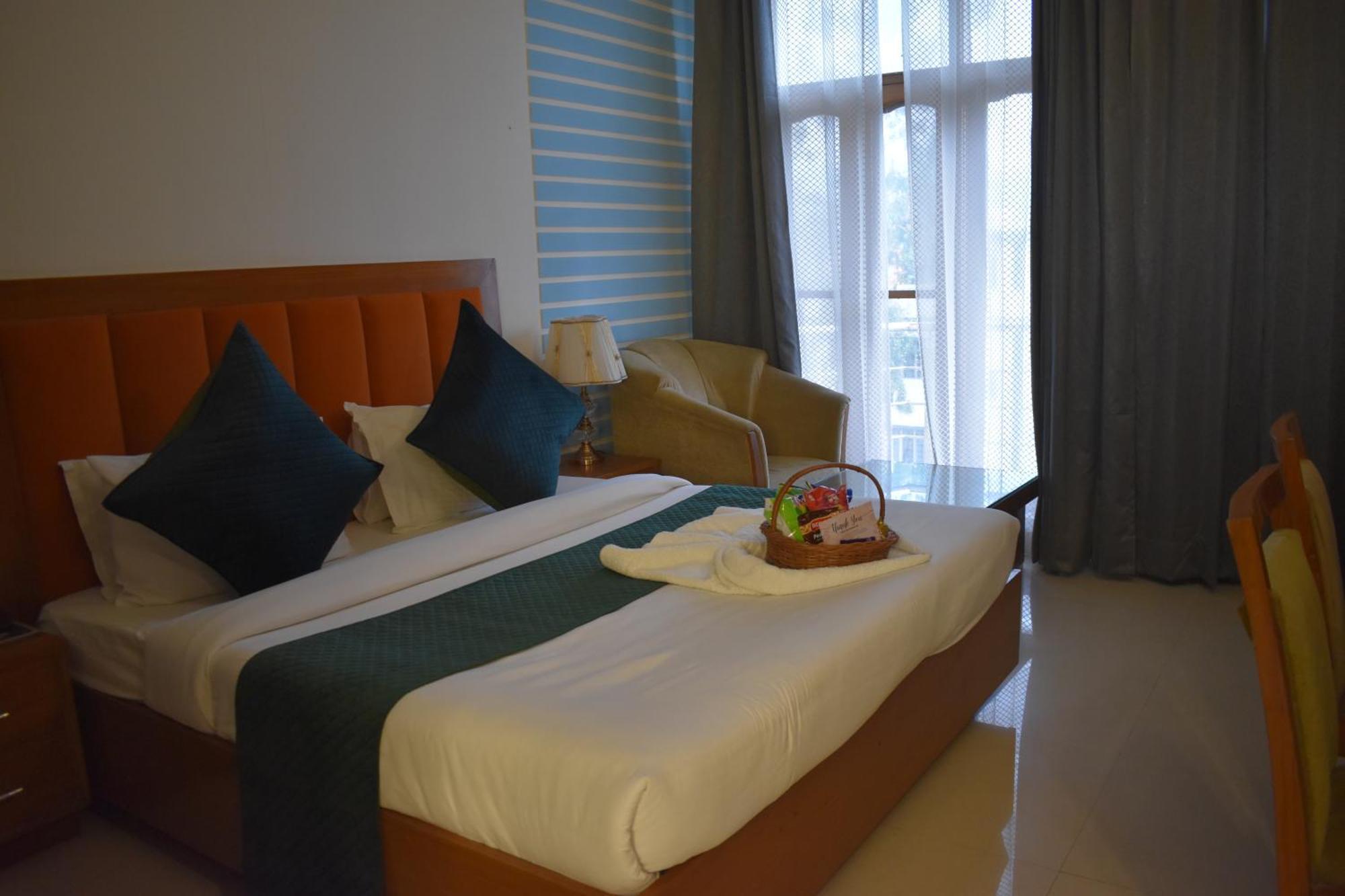 Rāni Pokhri Hotel Padmini Palace מראה חיצוני תמונה