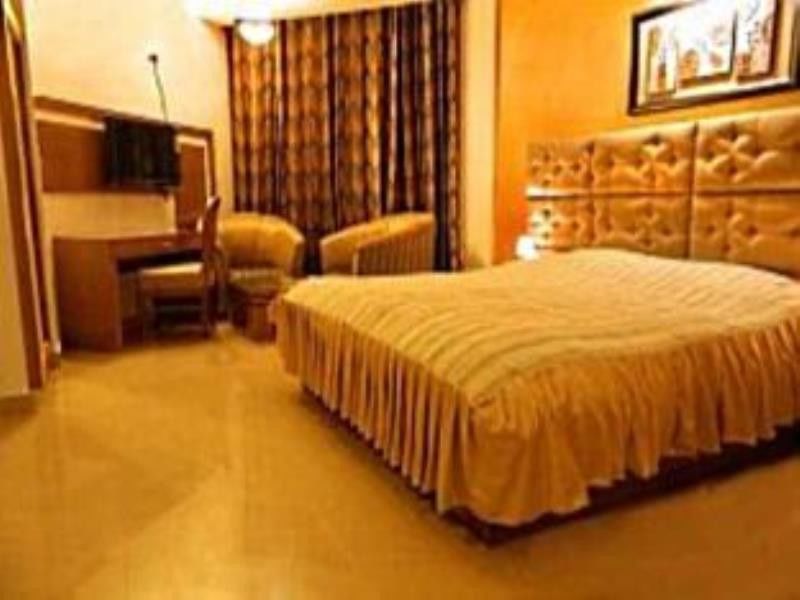 Rāni Pokhri Hotel Padmini Palace מראה חיצוני תמונה
